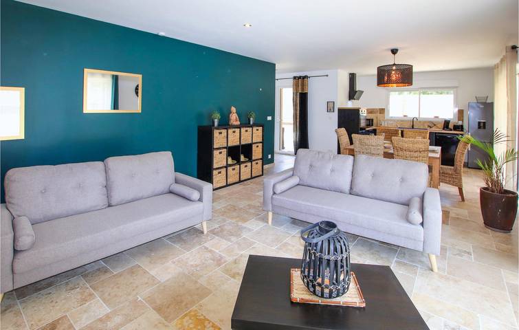 Apartamento de 100 m² con aparcamiento, piscina y jardín: a 2 km de Grignan in Grignan, Región de Nyons