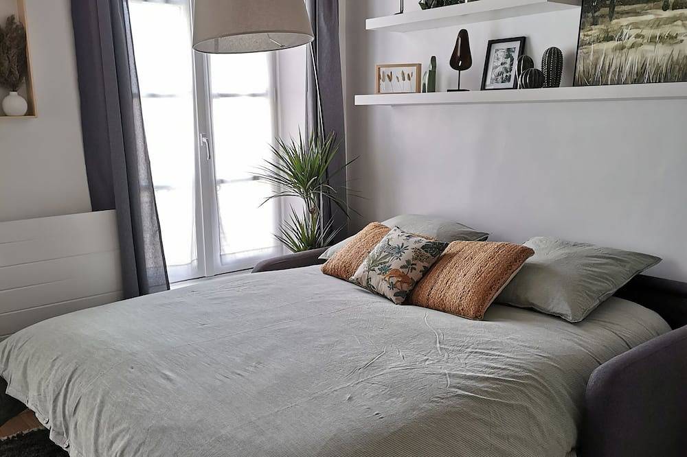 Apartamento entero, Spacious studio in the historic center of Saint-Germain-en-Laye in Saint-Germain-en-Laye, Yvelines