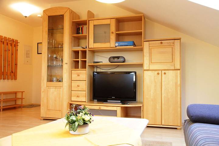 Ganze Ferienwohnung, Haus Regnauer - Ferienwohnung 2 für 3 Personen, 1 sep. Schlafzimmer in Seebruck, Chiemsee
