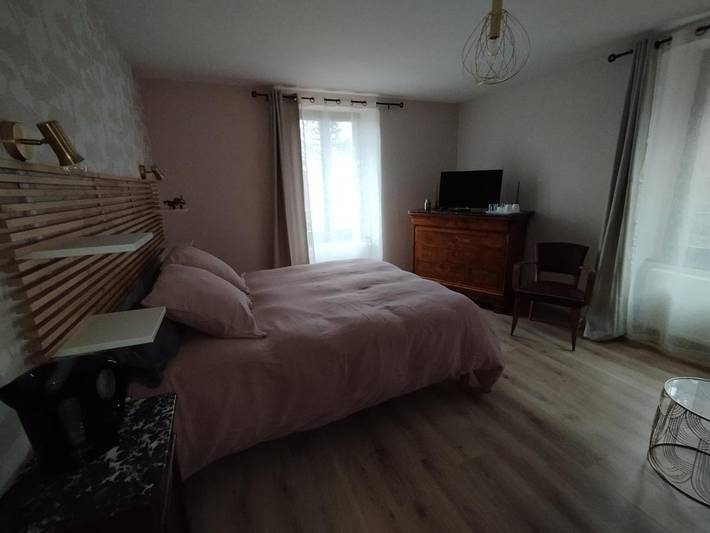 Chambre d’hôte pour 4 personnes, avec jardin ainsi que balcon et jacuzzi