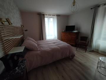 Chambre d’hôte pour 4 personnes, avec jacuzzi ainsi que balcon et jardin dans Xertigny