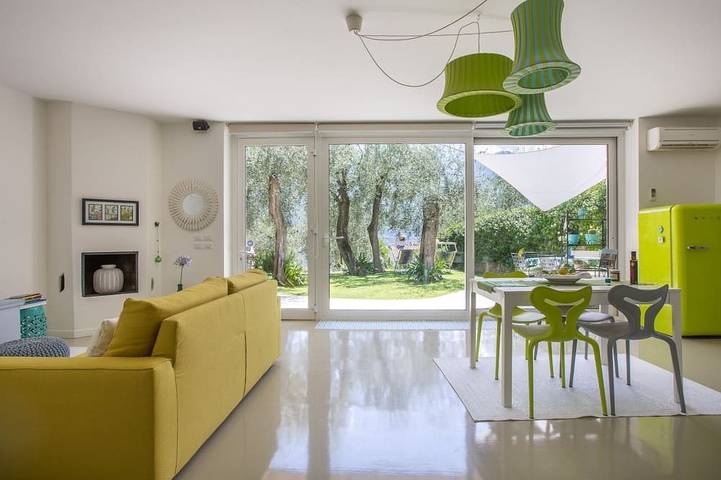 Ganze Wohnung, Limone - Kleines Haus im Grünen mit Seeblick in Spiaggia Tifù (Limone sul Garda), Gardasee-Berge
