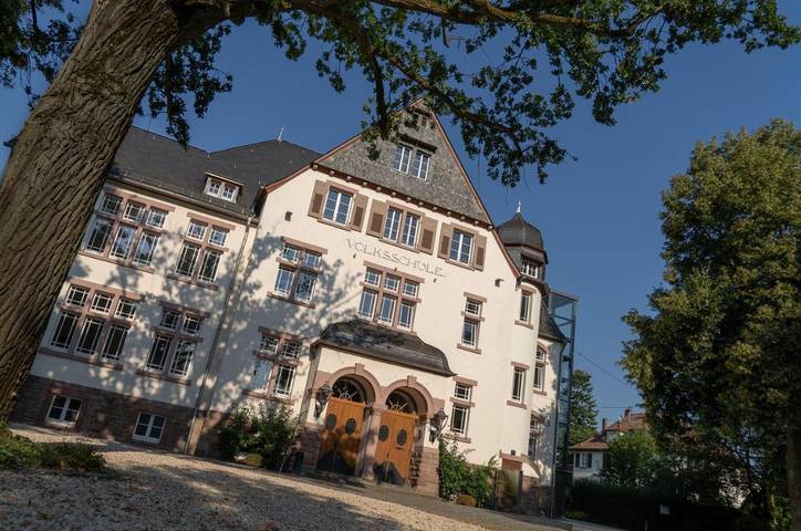 Ferienwohnung, mit Terrasse und Garten sowie Ausblick in Meisenheim - 2