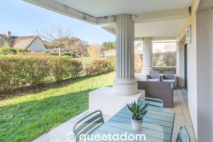 Appartement de vacances pour 4 personnes, avec jardin ainsi que terrasse et piscine, adapté aux familles - 1