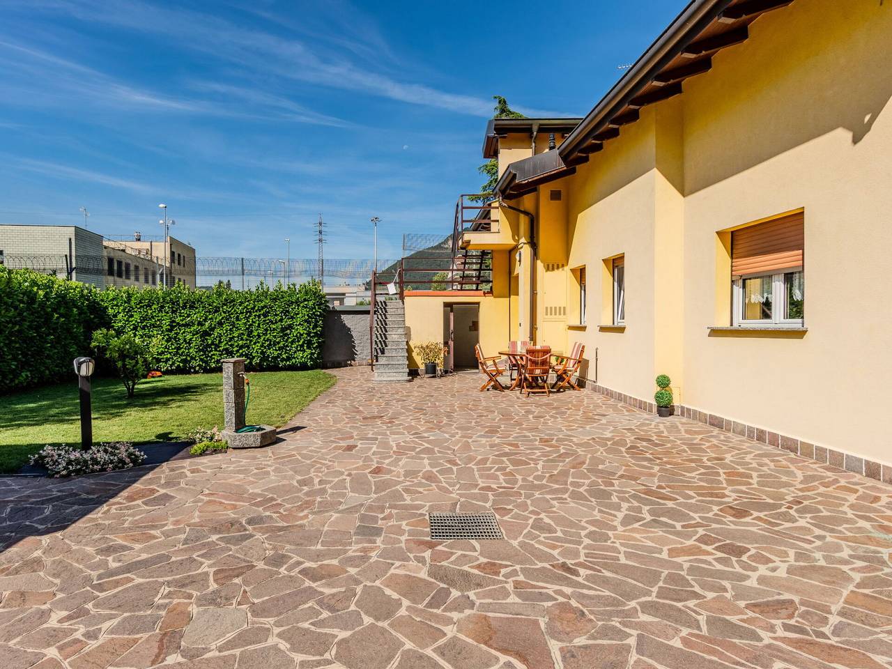 Apartamento entero, Villa Giulia - Villa Giulia 1.1 in Lecco, Alpes de Bérgamo Occidental