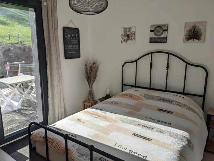 Gîte pour 2 personnes, avec Terrasse à Liergues
