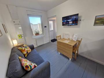 Gîte pour 4 personnes, avec terrasse à Les Martres-de-Veyre