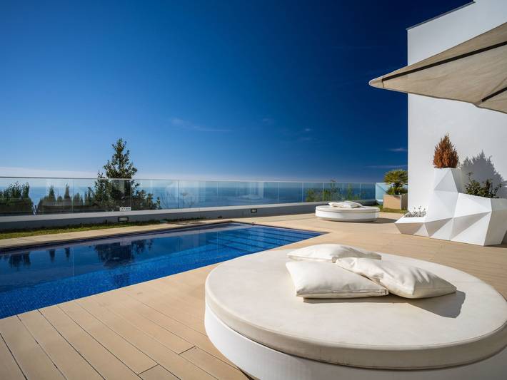 Location de vacances pour 8 personnes, avec Balcon et Terrasse à São Gonçalo