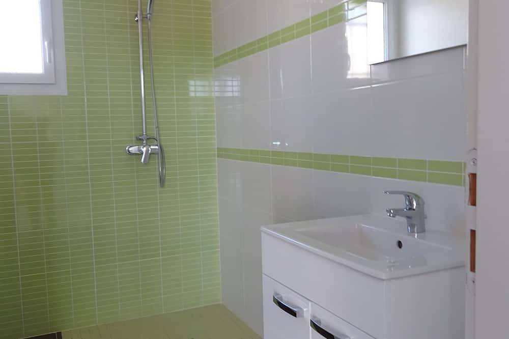 Casa de vacaciones \"Aiguéze\" en una residencia con piscina in Saint-Martin-d'Ardèche, Gorges de l’Ardèche