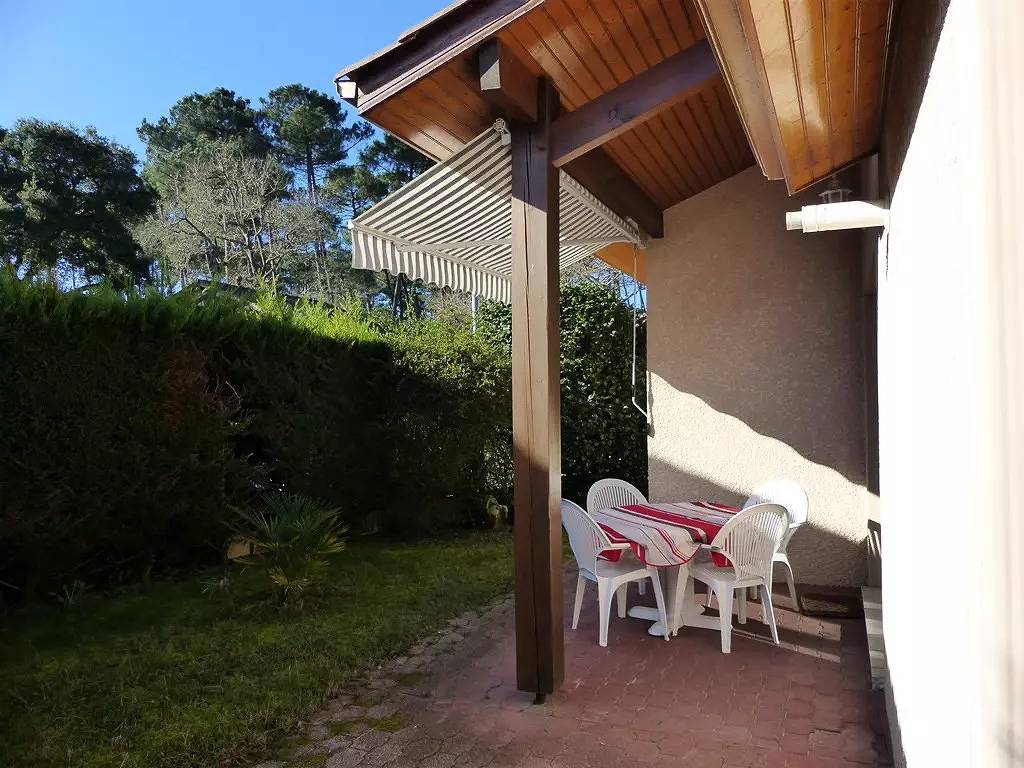 Capbreton. Résidence Le Bosquet Aux Ecureuils. Villa avec piscine en copropriété in Capbreton, Côte d’Argent