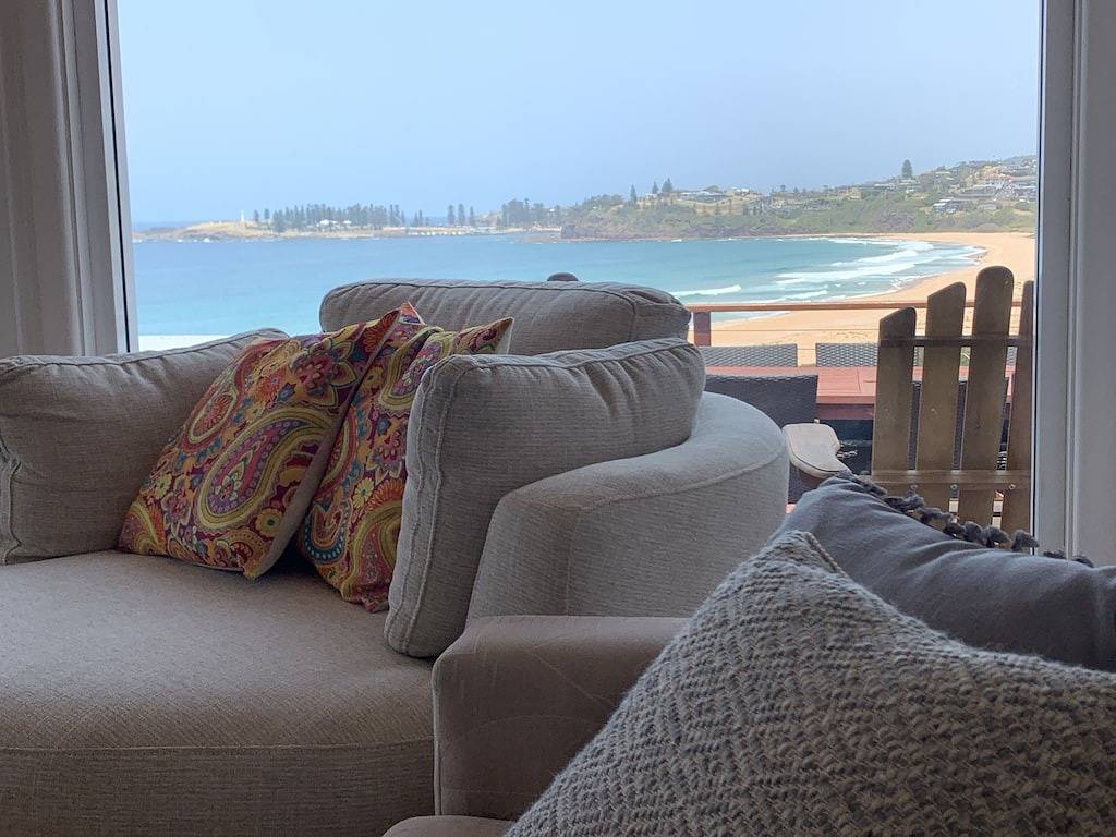 Schöne Aussicht über Bombo Beach und Kiama Harbour. in Illawarra, New South Wales