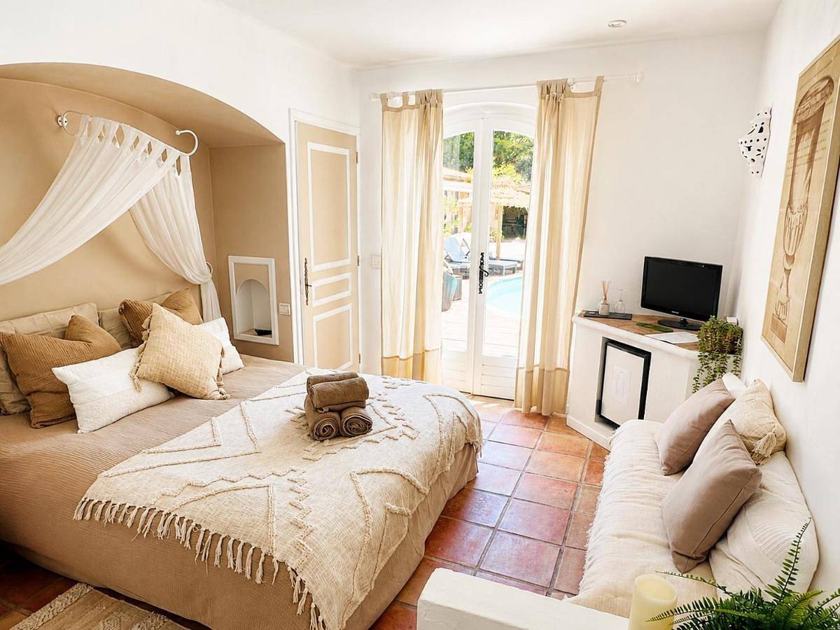 Le Mas d'Olivier in Le Plan-de-la-Tour, Côte méditerranéenne (France)