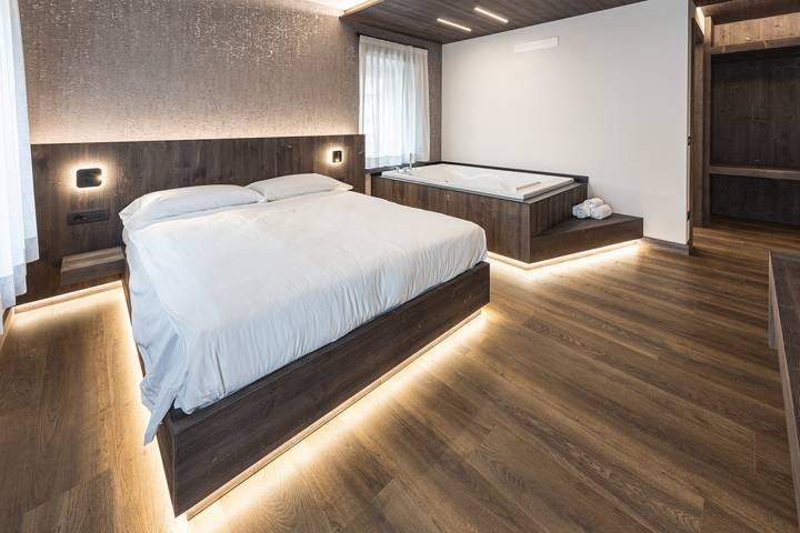 Gîte pour 2 personnes, avec Balcon ainsi que Jacuzzi et Sauna à Auronzo di Cadore