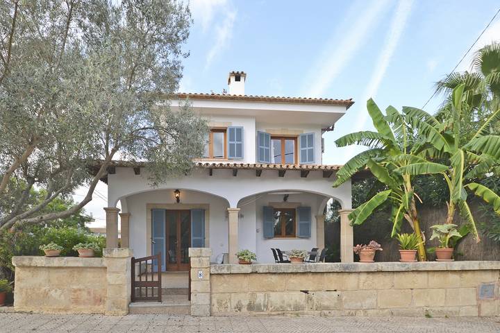 Luxus-Finca für 6 Personen, mit Terrasse und Garten in Alcúdia