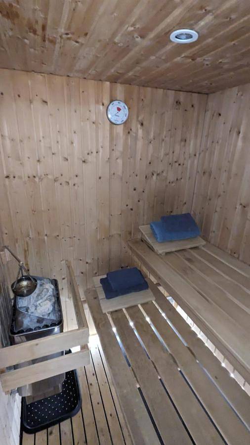 Location de vacances pour 4 personnes, avec sauna et terrasse à Apremont (Oise) - 2