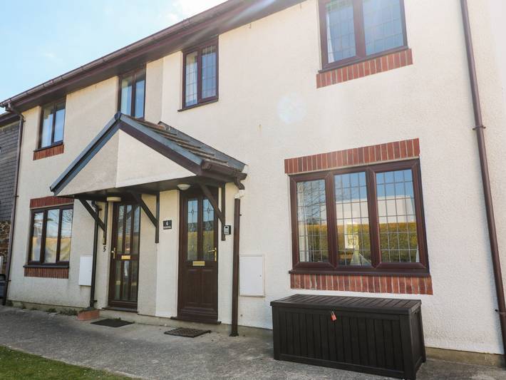 Holiday rental for 6 people, with garden, with pets in St. Merryn