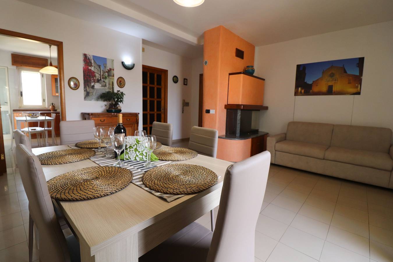 Casa Calipso a Otranto: Casa Vacanze con Balcone, Wi-Fi e Aria Condizionata in Otranto, Otranto e dintorni