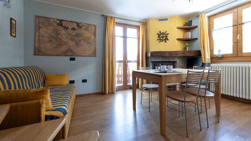 Appartamento per 5 persone, con giardino e balcone in Valfurva