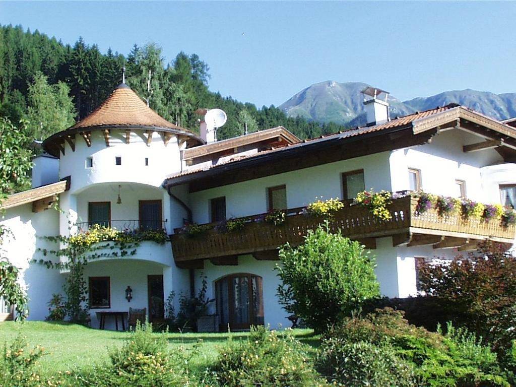 Two-Bedroom Apartment in Stubaier Alpen, Fulpmes
