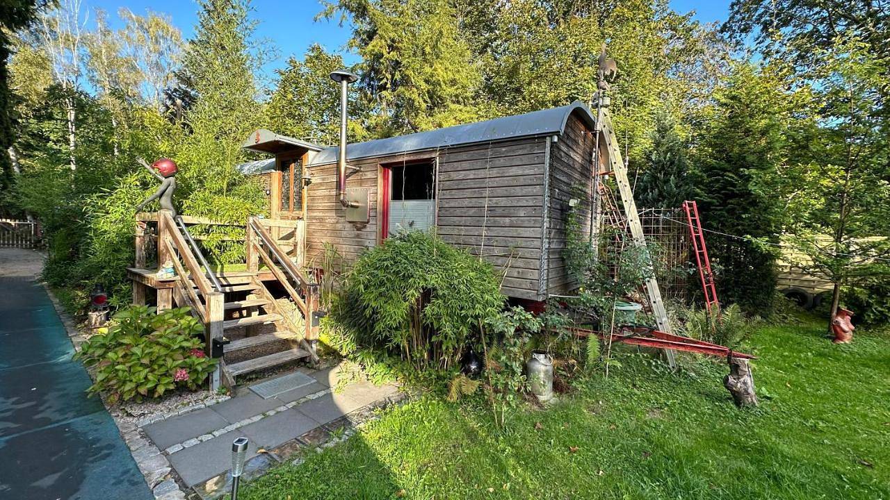 Zirkuswagen im Grünen Glamping in Quickborn, Kreis Pinneberg