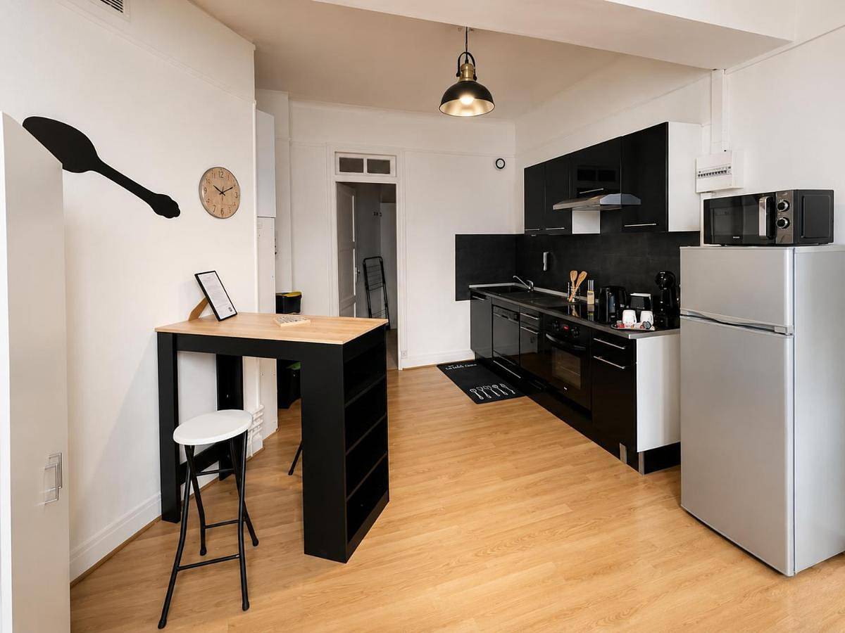 Appartement entier, La Halte - Comfortable Flat near Station & Old Town in Issoudun, Région d'Issoudun