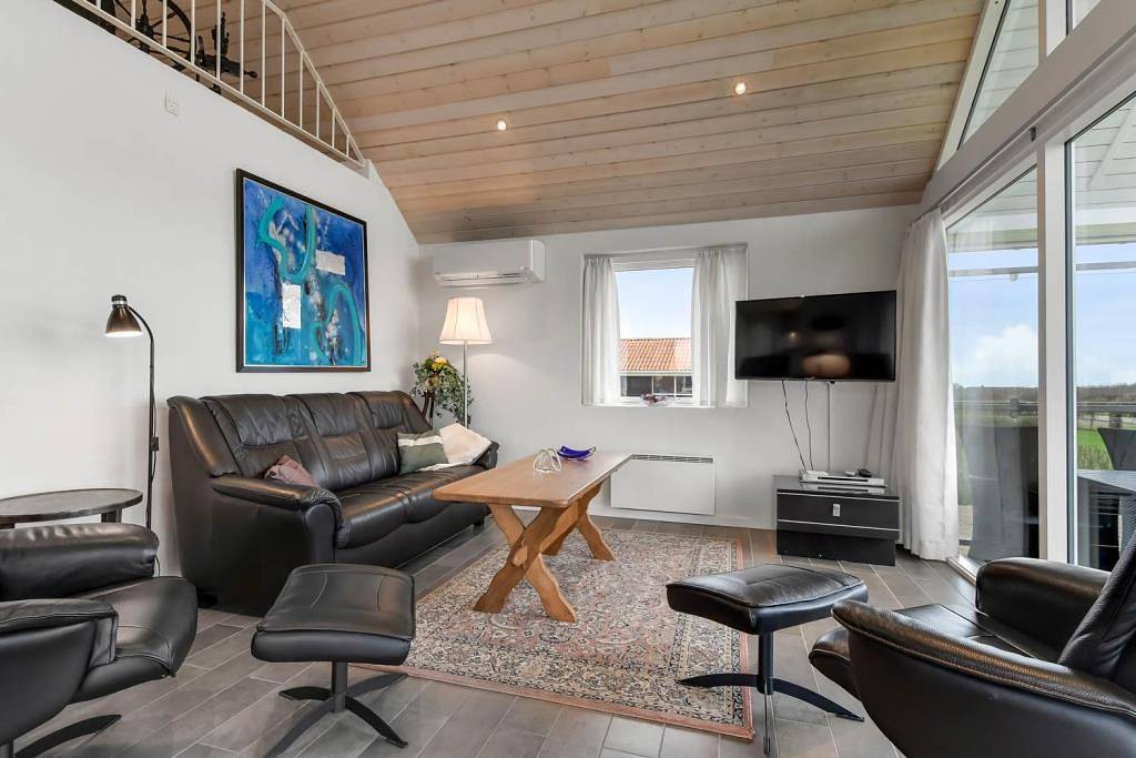 548 in Underbjerg, Limfjord in Westjütland