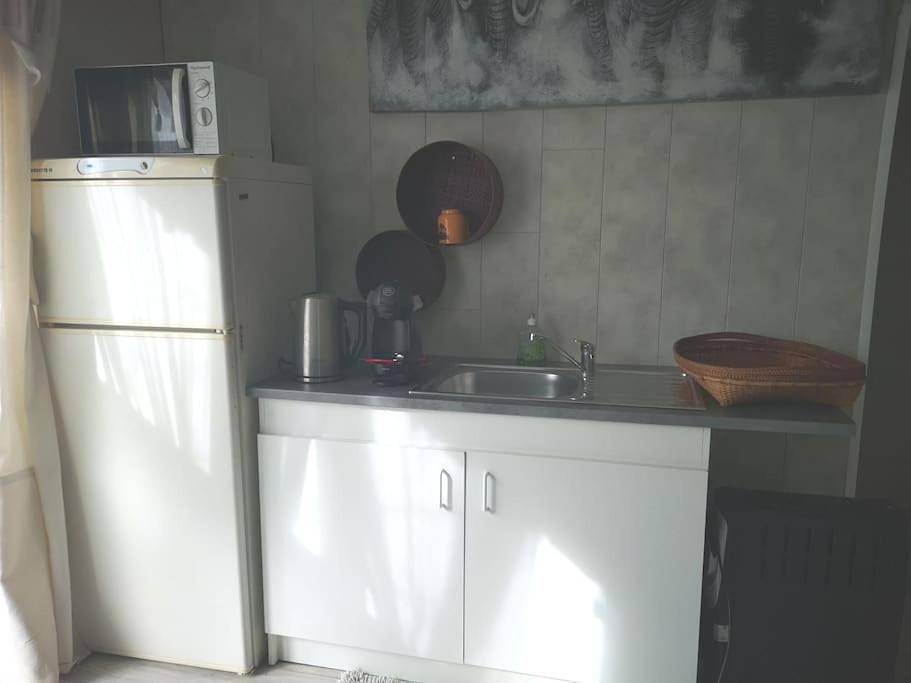 Appartement entier, One-Bedroom Apartment in Saint-Jean-de-Védas, Côte méditerranéenne (France)