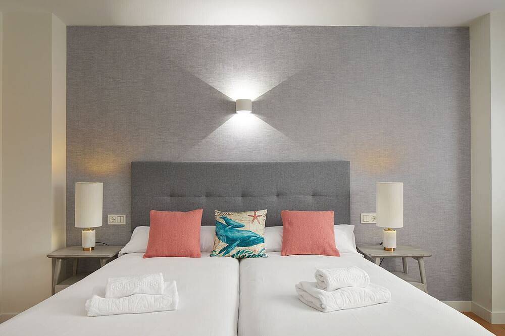 Entire apartment, Olabar I | The Rentals Collection in Kontxa hondartza - Playa de la Concha (San Sebastian), San Sebastian