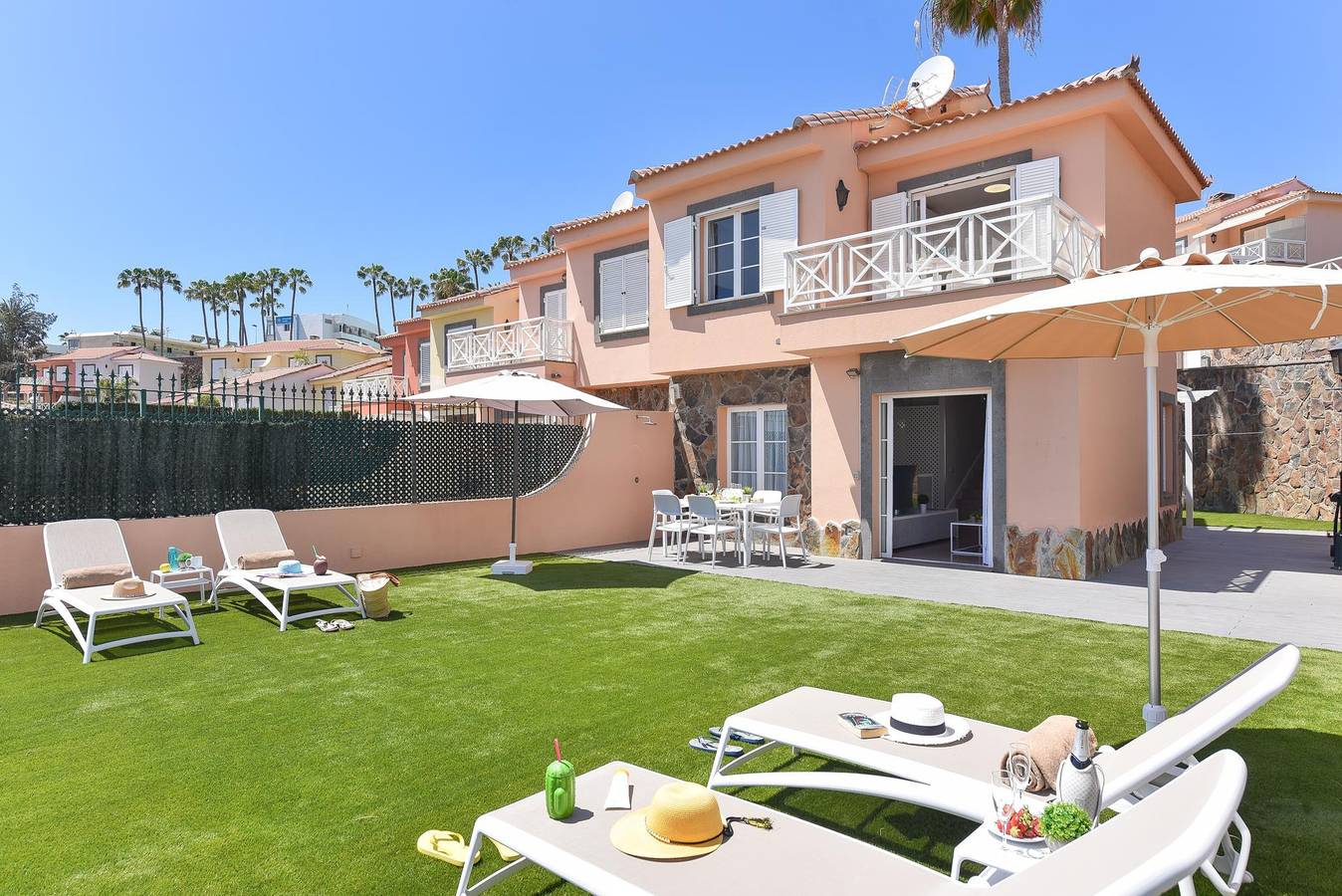 Chalet Santa Ana 25 by Villagrancanaria in Playa de Maspalomas, San Bartolomé de Tirajana