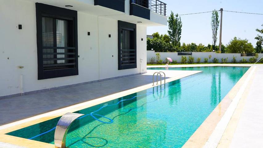 Villa für 9 Personen, mit Pool und Garten in Didim