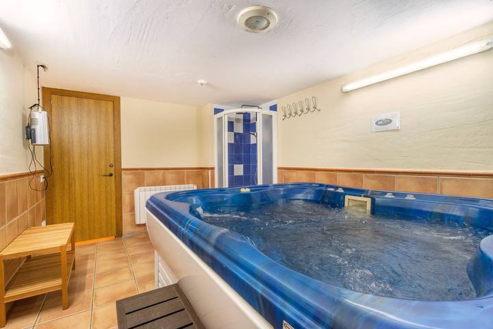 Casa rural para 9 personas, con Balcón en Urgel - 2