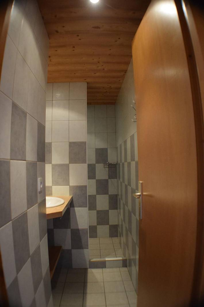 Lodge for 6 people, with garden in French Alps