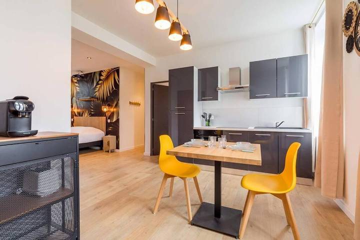 Gîte pour 2 personnes, avec sauna et jacuzzi à Le Creusot - 4