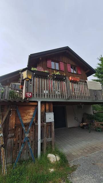 Gîte pour 5 personnes, avec vue et piscine ainsi que jardin et terrasse, animaux acceptés à Dornbirn