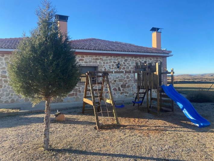 Casa rural para 7 personas, con Balcón y Terraza además de Jardín y Vistas en Villel - 4