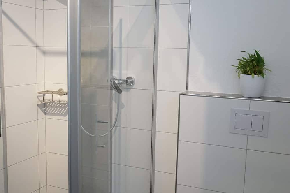 Ganze Wohnung, Ferienwohnung, 15 Autominuten von Trier in Mertesdorf, Moseleifel