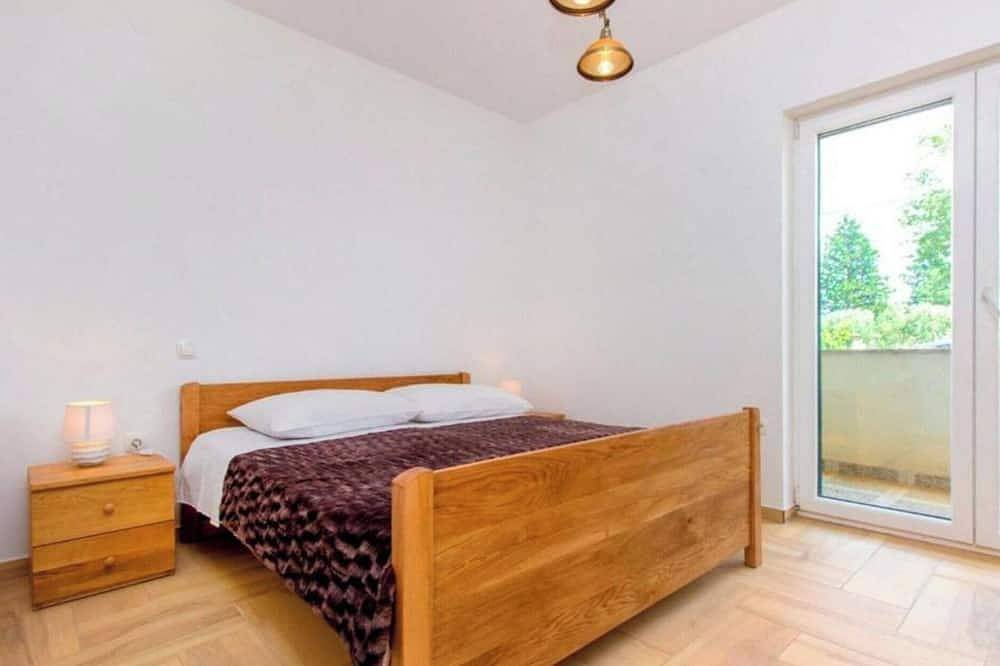 Villa Dalmacija Four Bedroom Villa with the pool in Dalmatinisches Zagora