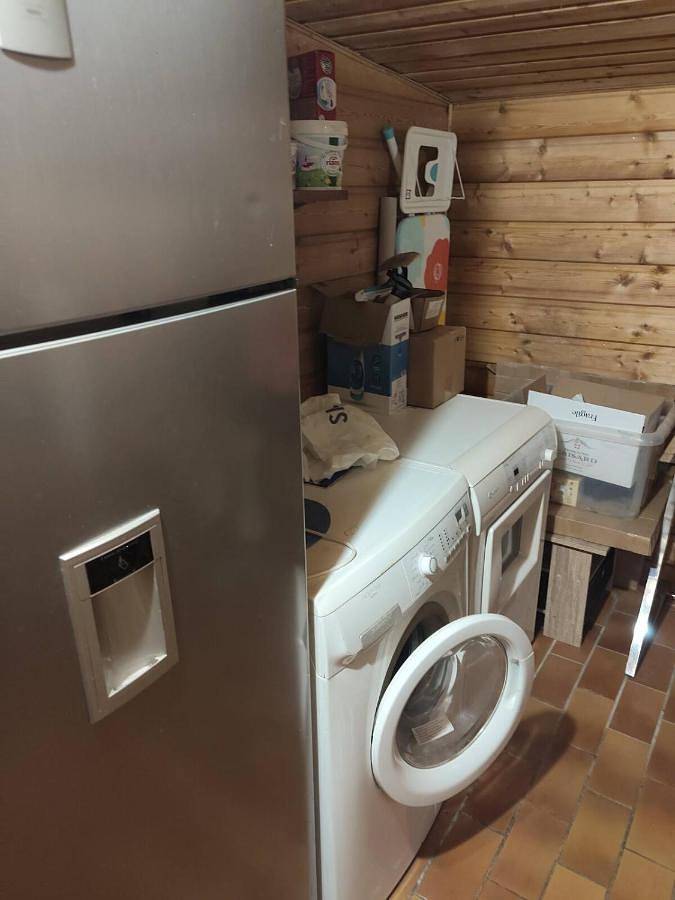 Gîte pour 2 personnes, avec jardin et piscine ainsi que terrasse et vue, animaux acceptés dans Murs-et-Gélignieux - 3