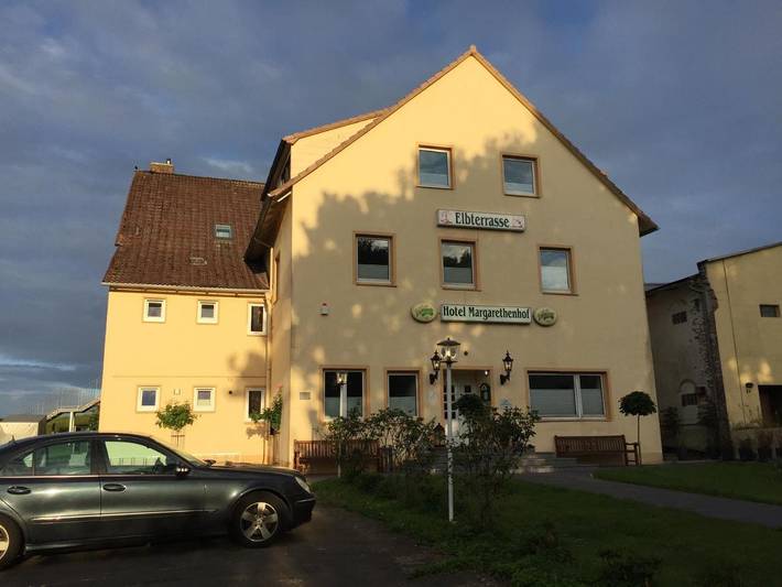 Hotel für 5 Personen, mit Terrasse und Garten in Sankt Margarethen