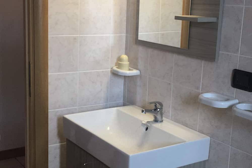 3 Bedroom Villa in Calabria in Zambrone, Vibo Valentia Province