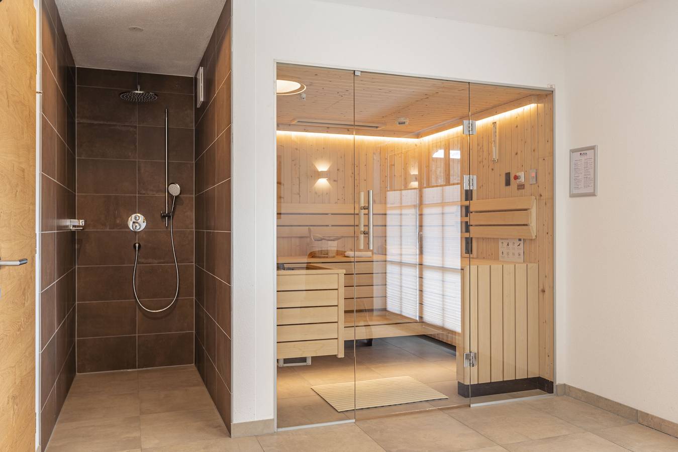 Superior Ferienhaus # 2B mit Sauna in Uttendorf, Pinzgau