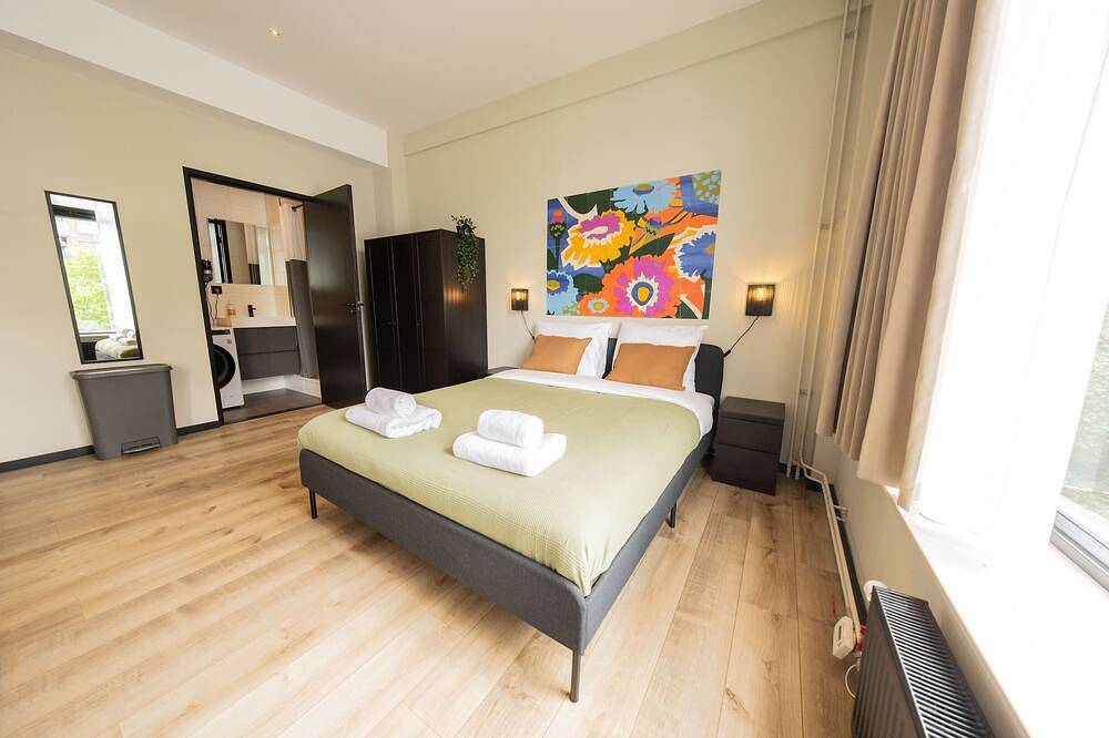 Entire apartment, The Quartz Binnenrotte Studio Br in Rotterdam, South Holland