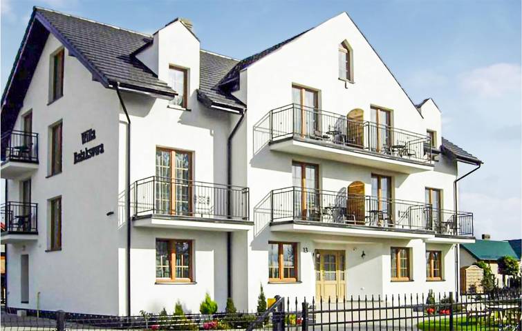 Apartament wakacyjny dla 4 osób w Karwia