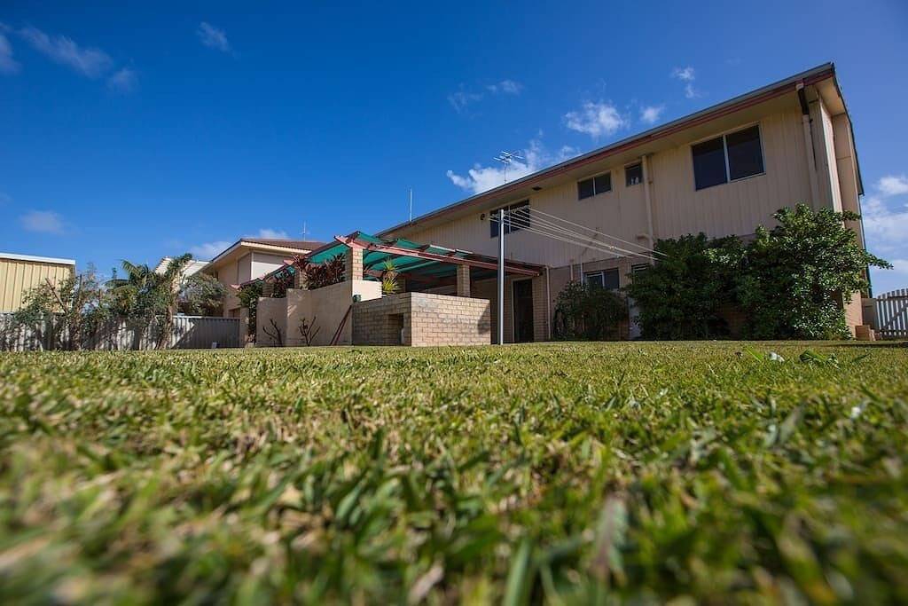 Am Strand von Silver Sands in Mandurah, Western Australia