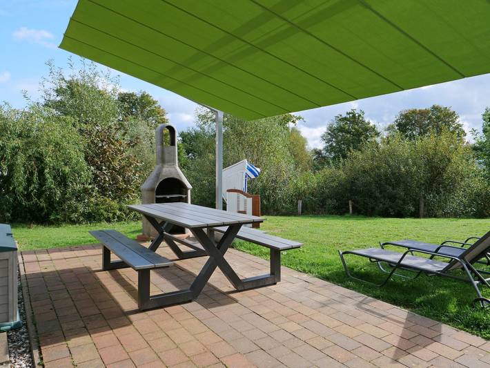 Ferienhaus für 11 Personen, mit Whirlpool und Terrasse sowie Garten und Sauna in Hohenkirchen - 2