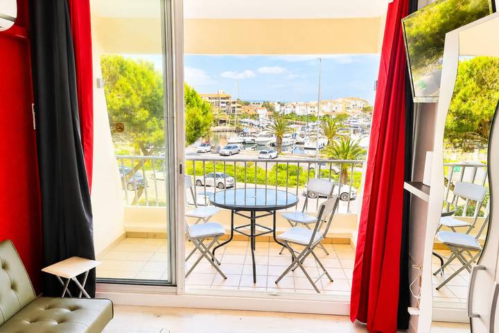 Gîte pour 2 personnes, avec terrasse dans Plage Naturiste (Le Cap d'Agde) - 2