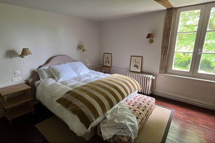 Location de vacances pour 24 personnes, avec Terrasse et Jardin à Bû - 3