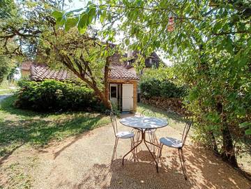 Gîte for 2 People in Latouille-Lentillac, Lot, Photo 2