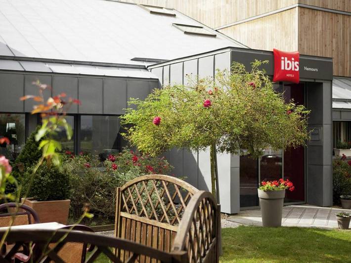Hôtel pour 2 personnes, avec Terrasse et Jardin à Nemours - 3