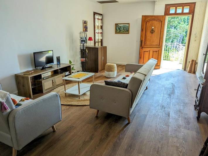 Location de vacances pour 5 personnes, avec vue ainsi que terrasse et jardin à Caumont-sur-Durance - 4